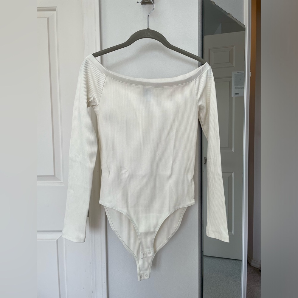 NWT GAP Modern Boatneck Rib Bodysuit S Petite